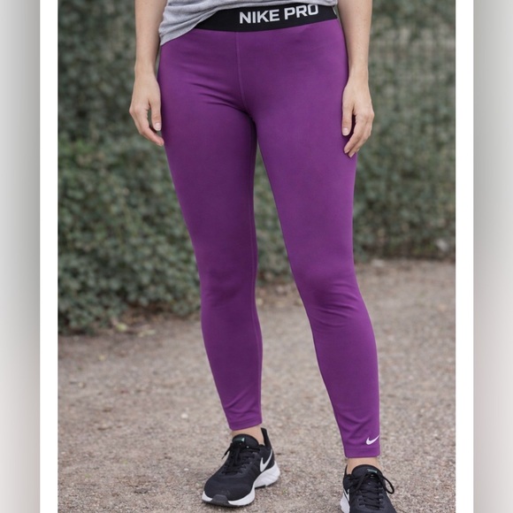 Nike Pro Purple Leggings - Picture 1 of 6